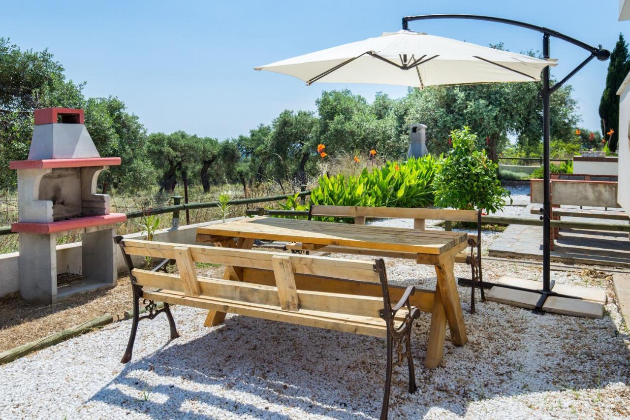 Olive Maison Astris Esterno foto